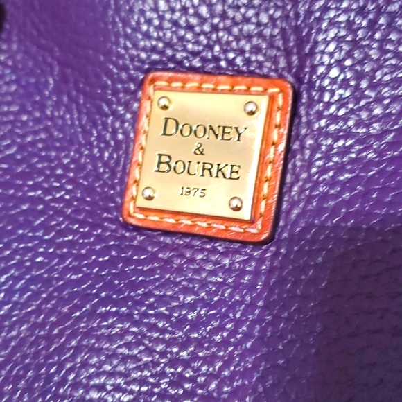 RARE DOONEY &BOURKE PURPLE LEATHER HANDBAG💜💜 - Picture 4 of 17